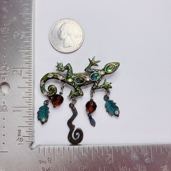 Vintage Green Enamel Gecko Lizard Brooch Abalone Shell Inlay Dangle Figural Pin - Picture 10 of 10